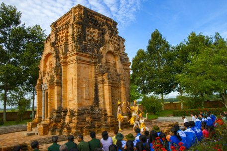 Tháp Chót Mạt (Tân Biên - Tây Ninh)